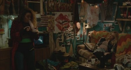 Антирождение (2016) Антирождение (2016)