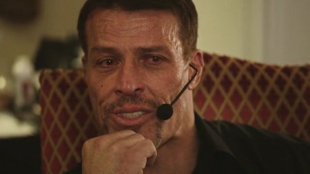 Тони Роббинс: Я не твой гуру (2016) Тони Роббинс: Я не твой гуру (2016)