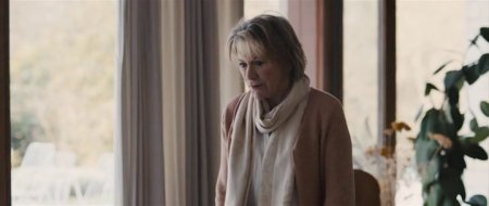 За облаками (2016) За облаками (2016)