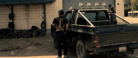 Зло, что творят люди (2015)