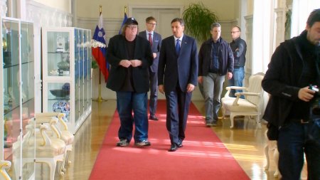 Куда бы еще вторгнуться? (2015) Куда бы еще вторгнуться? (2015)