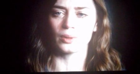 Девушка в поезде (2016) Девушка в поезде (2016)