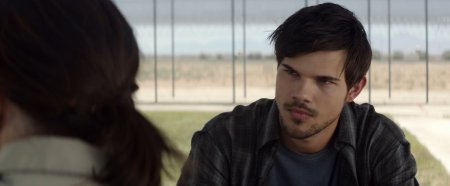 Оседлать волну (2016) Оседлать волну (2016)