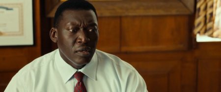 Королева Катве (2016)