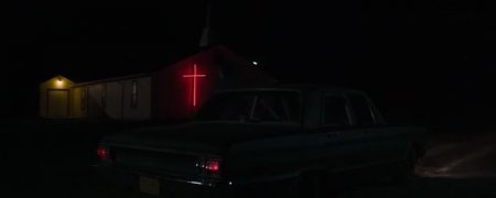 На дне мира (2016)