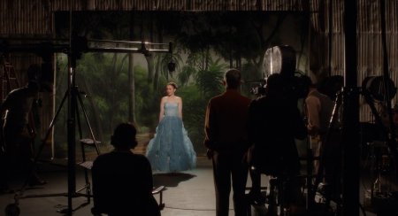 Вне правил (2016)